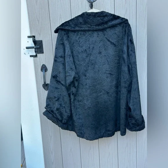 Vintage - XOE ‘s Women's Elegant Black Teddy Jacket/ Small - Oversized - Picture 2 of 15